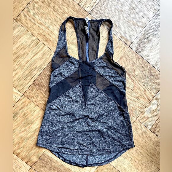 Lululemon If You’re Lucky Tank Size 2 EUC Heathered Black/Black - Picture 3 of 5